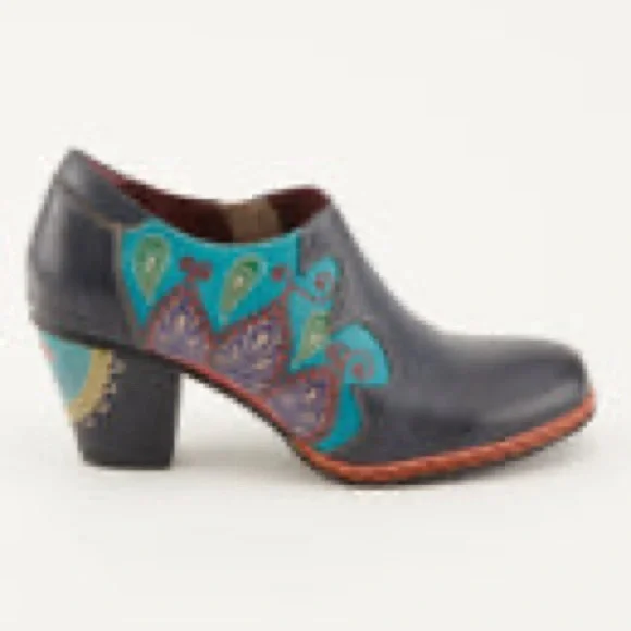 NWOT L'ARTISTE ZAMI SHOES-Navy blue - Picture 3 of 9